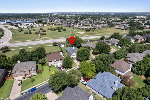 418 Keenland DR, Georgetown, TX 78626