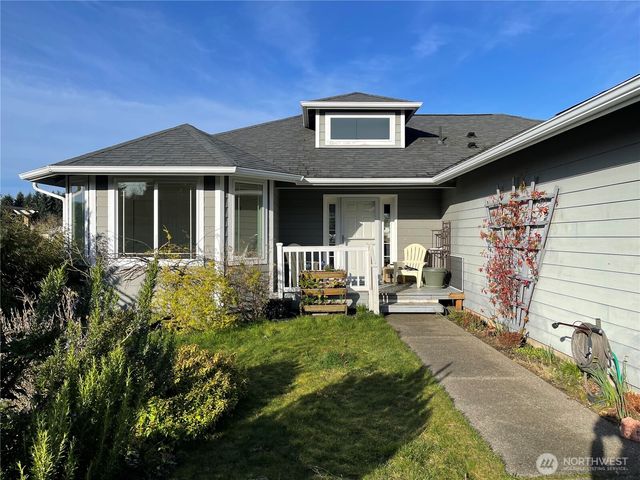 571 E Chance A La Mer NE, Ocean Shores, WA 98569