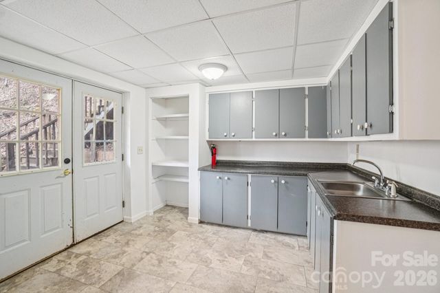 307 Roaring Creek Lane, Waynesville, NC 28786