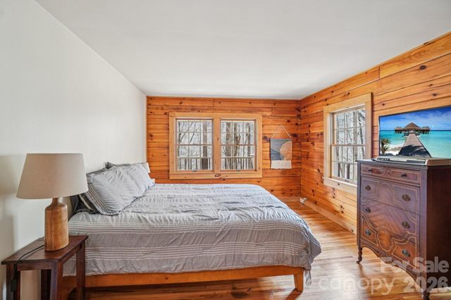 307 Roaring Creek Lane, Waynesville, NC 28786