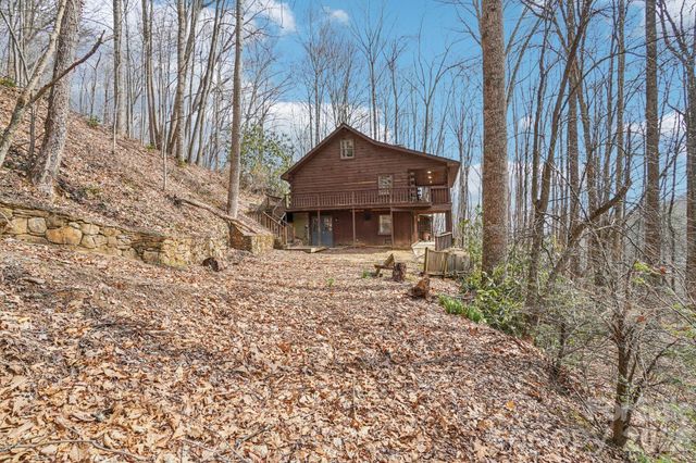 307 Roaring Creek Lane, Waynesville, NC 28786