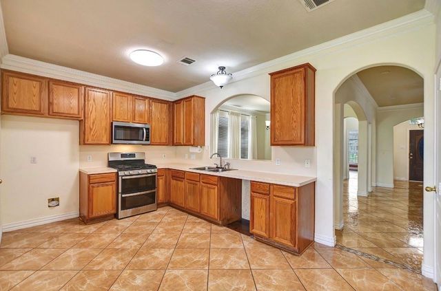 10011 Gil Jr Lane, Houston, TX 77075