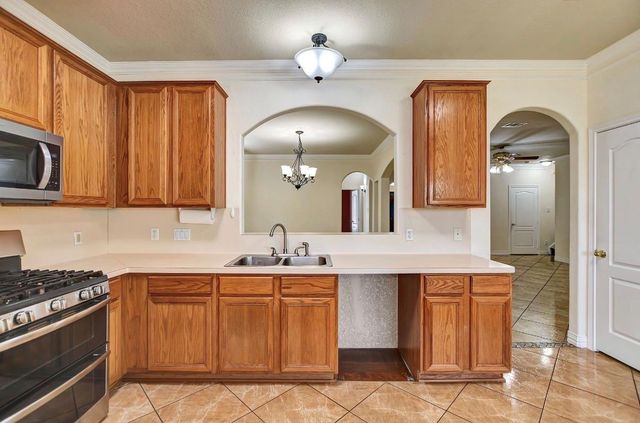 10011 Gil Jr Lane, Houston, TX 77075