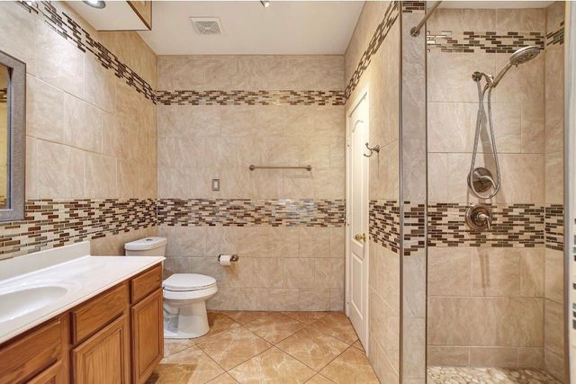 10011 Gil Jr Lane, Houston, TX 77075