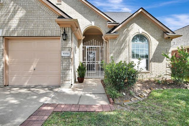 10011 Gil Jr Lane, Houston, TX 77075