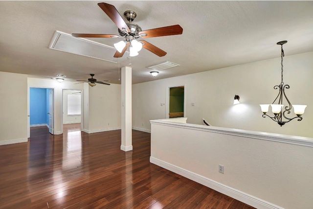10011 Gil Jr Lane, Houston, TX 77075