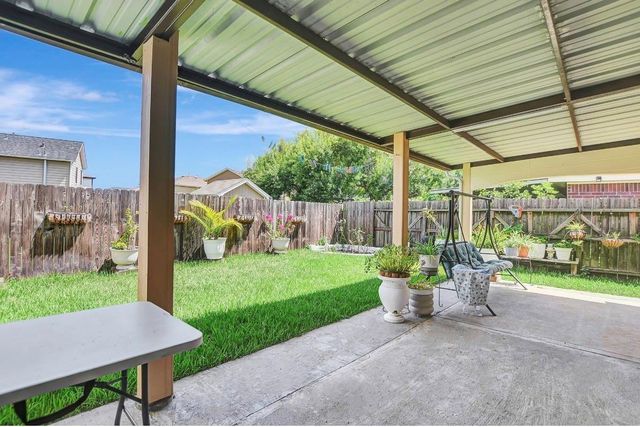 10011 Gil Jr Lane, Houston, TX 77075