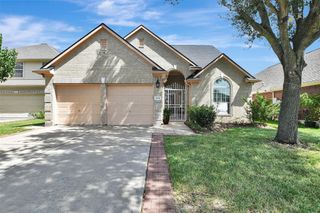 10011 Gil Jr Lane, Houston, TX 77075