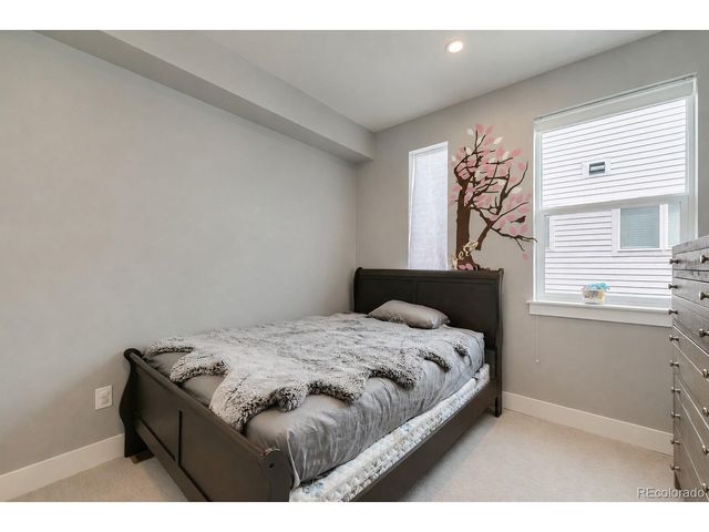 1284 Stuart St, Denver, CO 80204