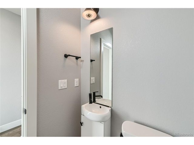 1284 Stuart St, Denver, CO 80204