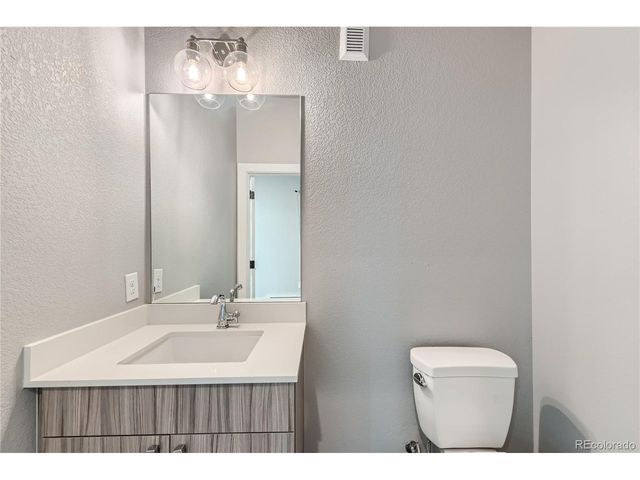 1284 Stuart St, Denver, CO 80204