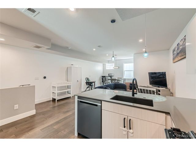 1284 Stuart St, Denver, CO 80204