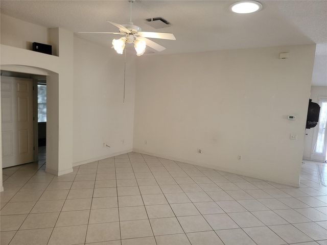 1033 OAK FOREST DRIVE, The Villages, FL 32162