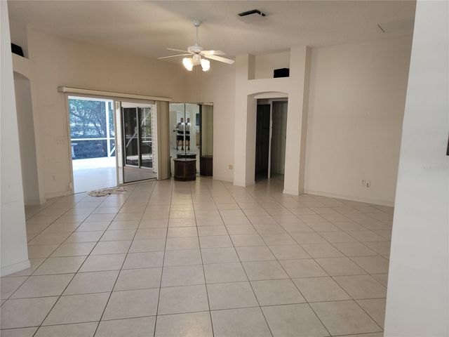 1033 OAK FOREST DRIVE, The Villages, FL 32162