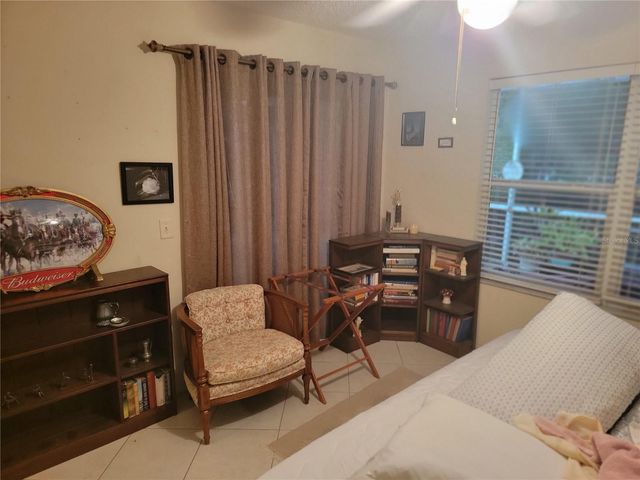 1033 OAK FOREST DRIVE, The Villages, FL 32162