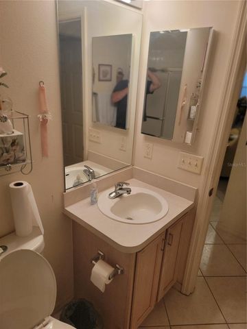 1033 OAK FOREST DRIVE, The Villages, FL 32162