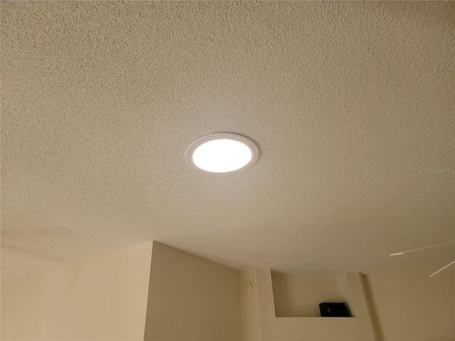 1033 OAK FOREST DRIVE, The Villages, FL 32162