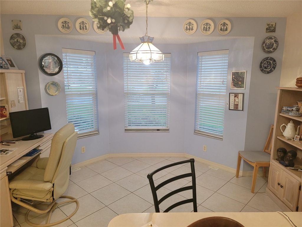 Image 19 of property listing at 1033 OAK FOREST DRIVE, The Villages, FL 32162