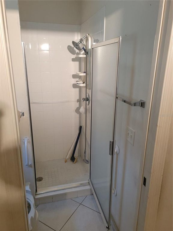 Image 41 of property listing at 1033 OAK FOREST DRIVE, The Villages, FL 32162