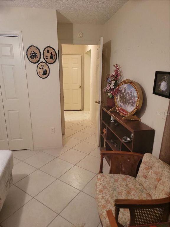 Image 47 of property listing at 1033 OAK FOREST DRIVE, The Villages, FL 32162