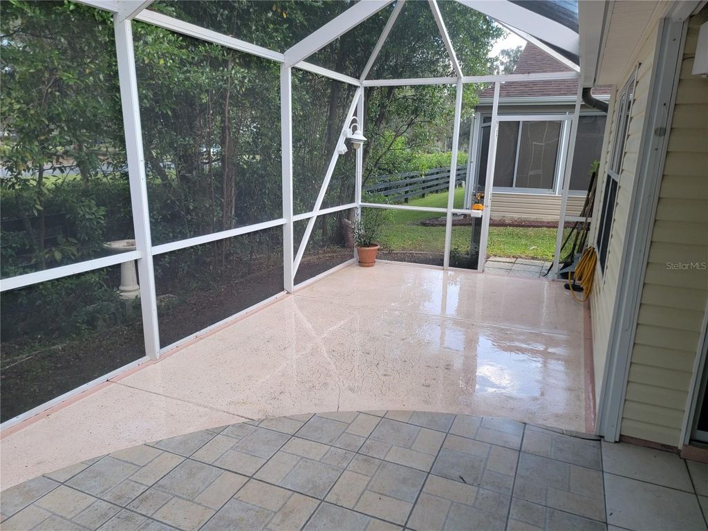 Image 61 of property listing at 1033 OAK FOREST DRIVE, The Villages, FL 32162