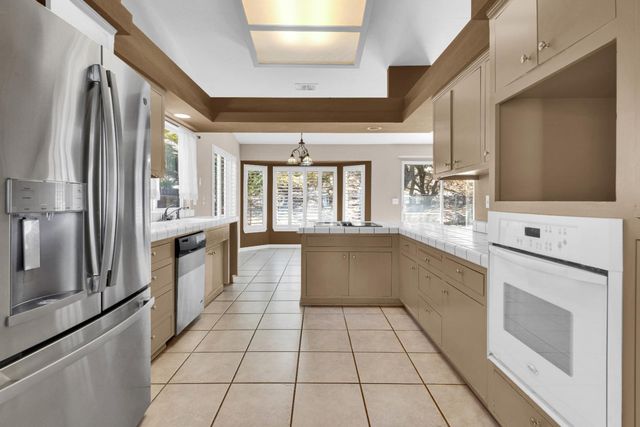 46435 Pine Meadow Place, King City, CA 93930