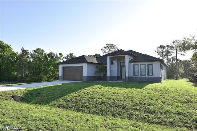 920 Edward AVE, Lehigh Acres, FL 33936