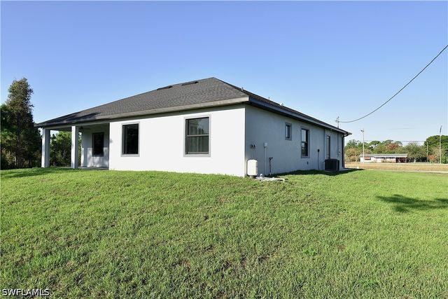 920 Edward AVE, Lehigh Acres, FL 33936