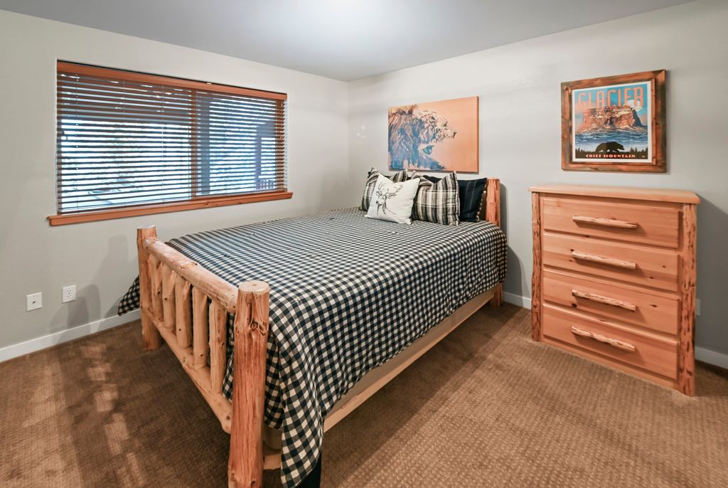 301 Wood Run Drive D, Whitefish, MT 59937 photo 22