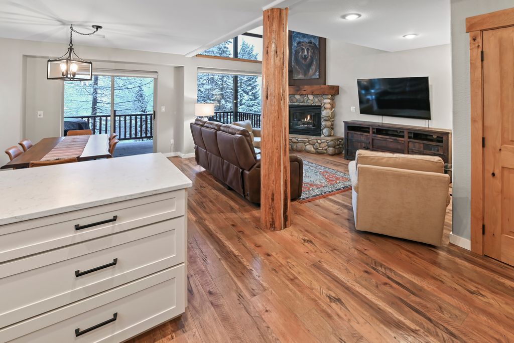 301 Wood Run Drive D, Whitefish, MT 59937 photo 9