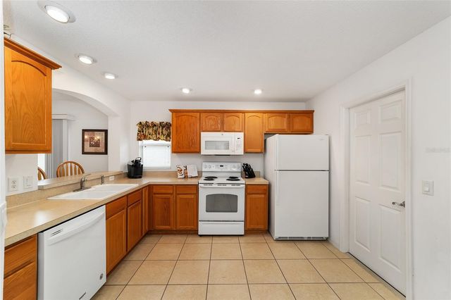 2426 SAFFRON LANE, The Villages, FL 32162