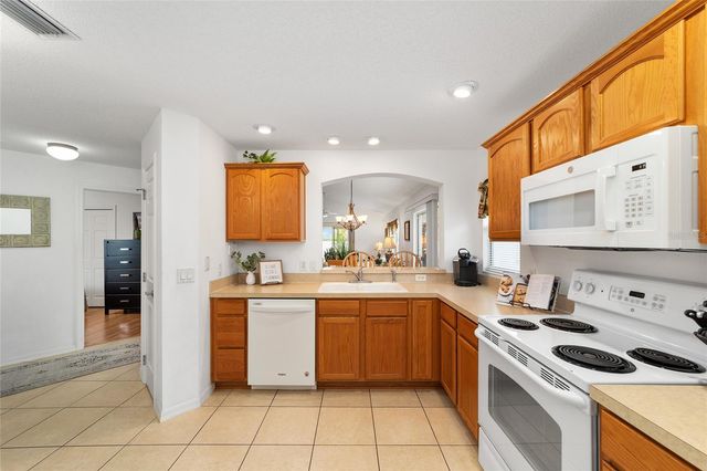2426 SAFFRON LANE, The Villages, FL 32162