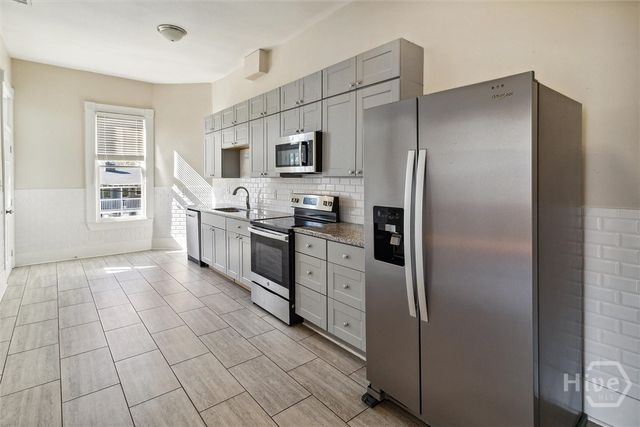 413 E Waldburg Street B, Savannah, GA 31401
