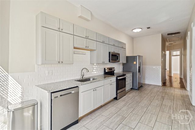 413 E Waldburg Street B, Savannah, GA 31401