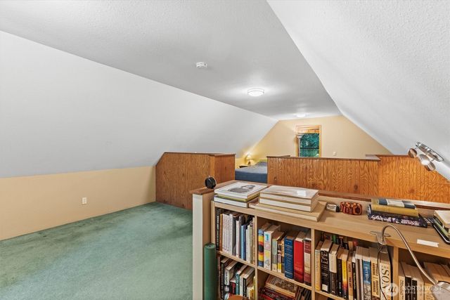7082 Rainier Way, Glacier, WA 98244