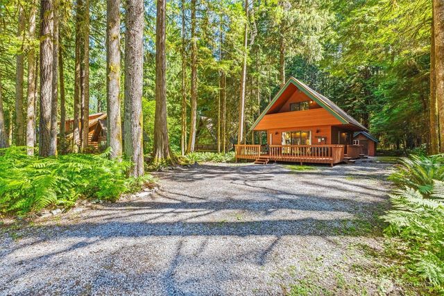 7082 Rainier Way, Glacier, WA 98244