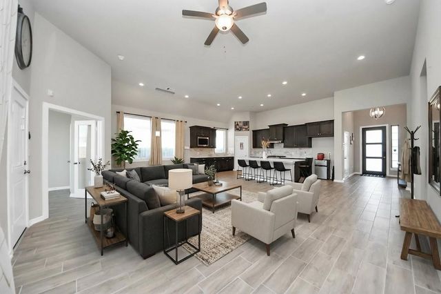 13021 Ocean Breeze Ln Lane, La Marque, TX 77568