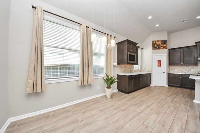 13021 Ocean Breeze Ln Lane, La Marque, TX 77568