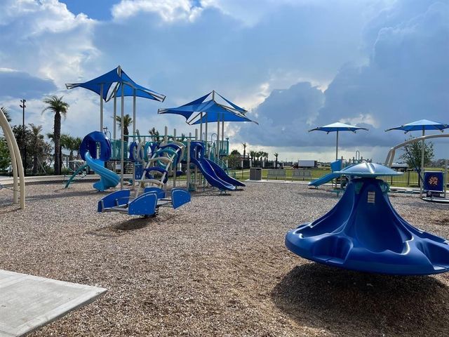 13021 Ocean Breeze Ln Lane, La Marque, TX 77568
