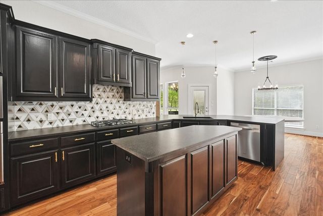 101 Deer Crossing Way, Azle, TX 76020