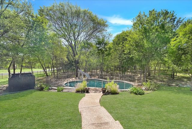 101 Deer Crossing Way, Azle, TX 76020