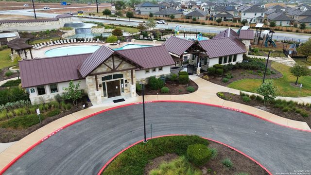 6450 Hoffman Plain, San Antonio, TX 78252