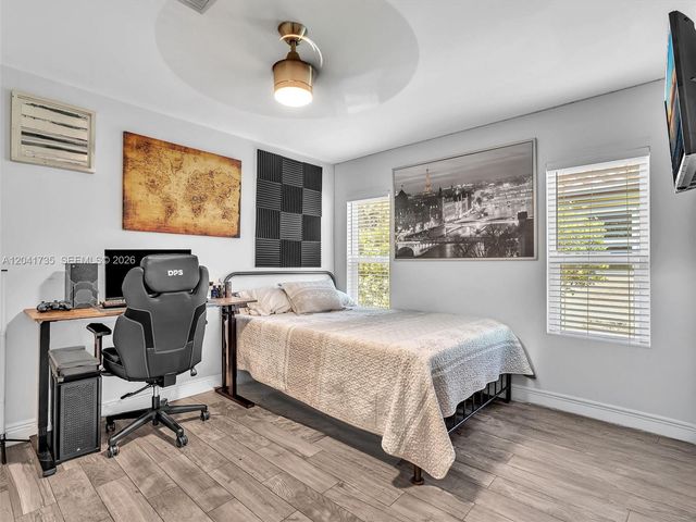 1851 Riverwood Lane, Coral Springs, FL 33071
