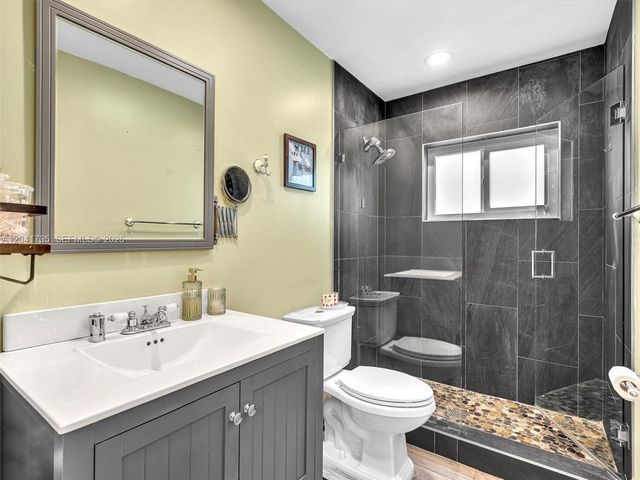1851 Riverwood Lane, Coral Springs, FL 33071