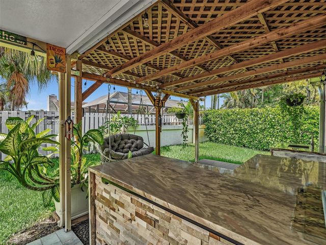 1851 Riverwood Lane, Coral Springs, FL 33071