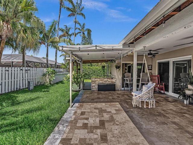 1851 Riverwood Lane, Coral Springs, FL 33071