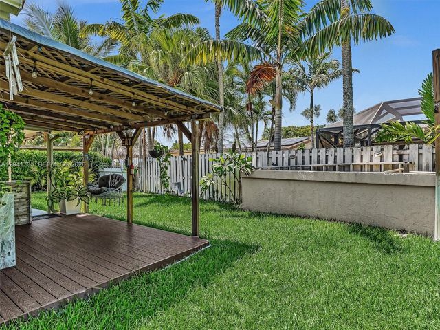 1851 Riverwood Lane, Coral Springs, FL 33071