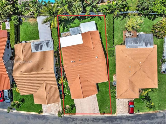 1851 Riverwood Lane, Coral Springs, FL 33071