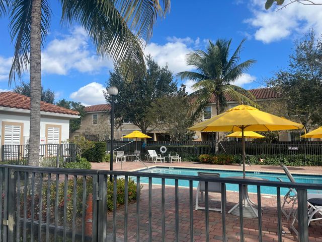 4328 BRAXTON Avenue, West Palm Beach, FL 33417