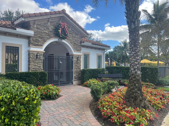 4328 BRAXTON Avenue, West Palm Beach, FL 33417